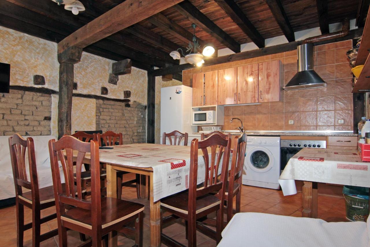 Hotel Rural Los Abuelos Montemayor de Pililla Esterno foto